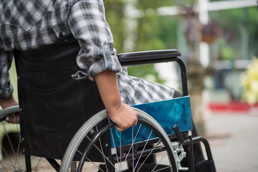 Leia mais sobre o artigo Auxílio assistência para pessoa com deficiência que exerce atividade remunerada